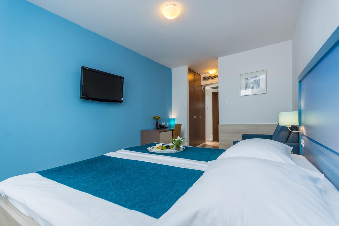 Hotel Vista Vrsar Eksteriør bilde